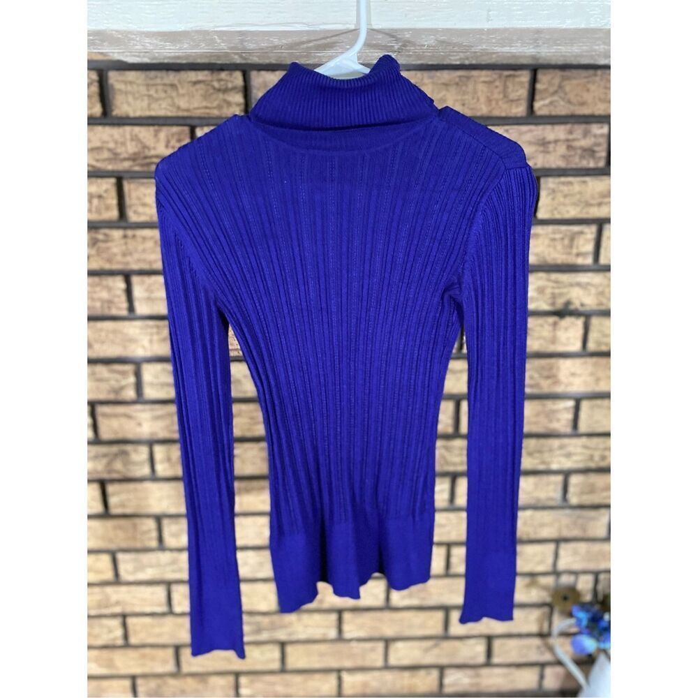 Daisy‎ Fuentes Long Sleeve Turtleneck